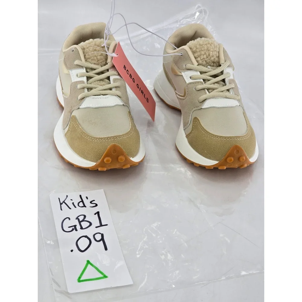 BCBG Girls Riley Sneakers Kids Size 1M Off White Faux Shearling - New